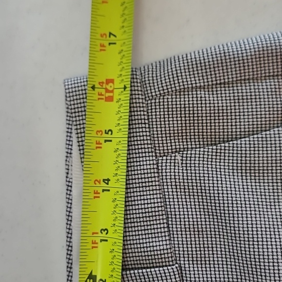 Banana Republic Black & White Patterned LOGAN style Pants size 6 - Picture 7 of 11